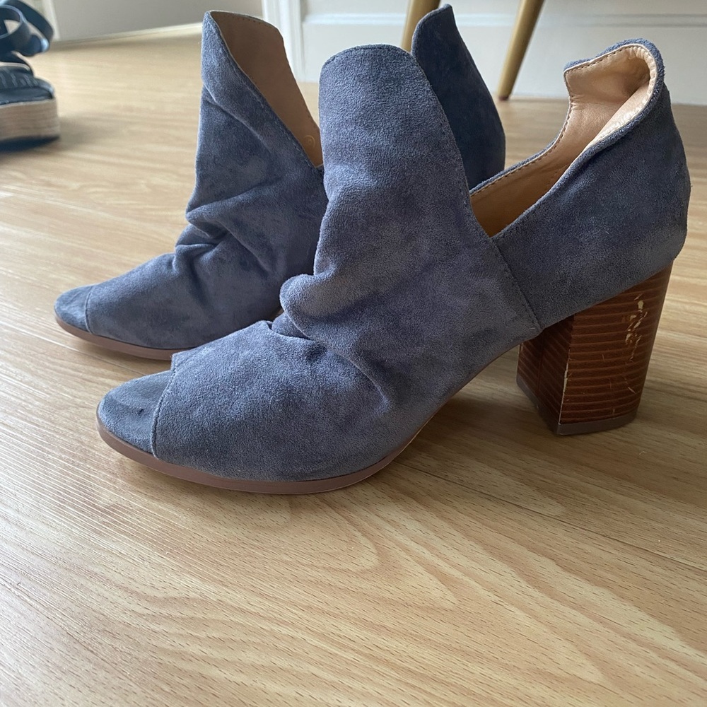Lulus Booties - Picture 2 of 4